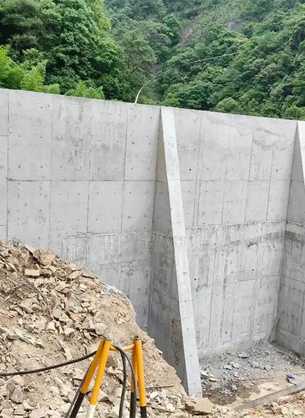 临沂重力式挡土墙