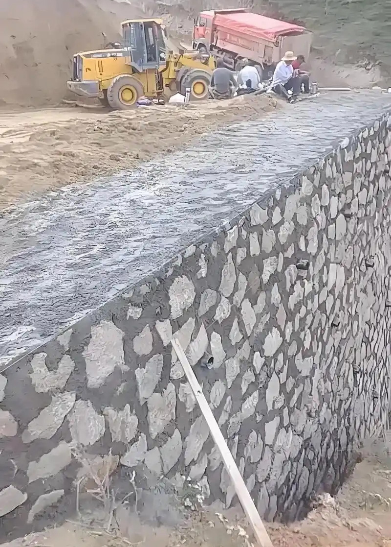 临沂边坡加固